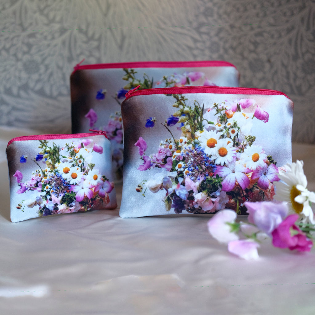 Wedding bouquet velvet pouch - bespoke gift