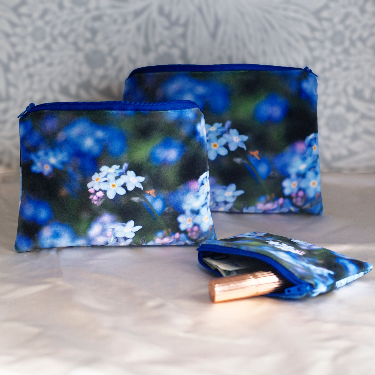 Forget-Me-Not Velvet pouch