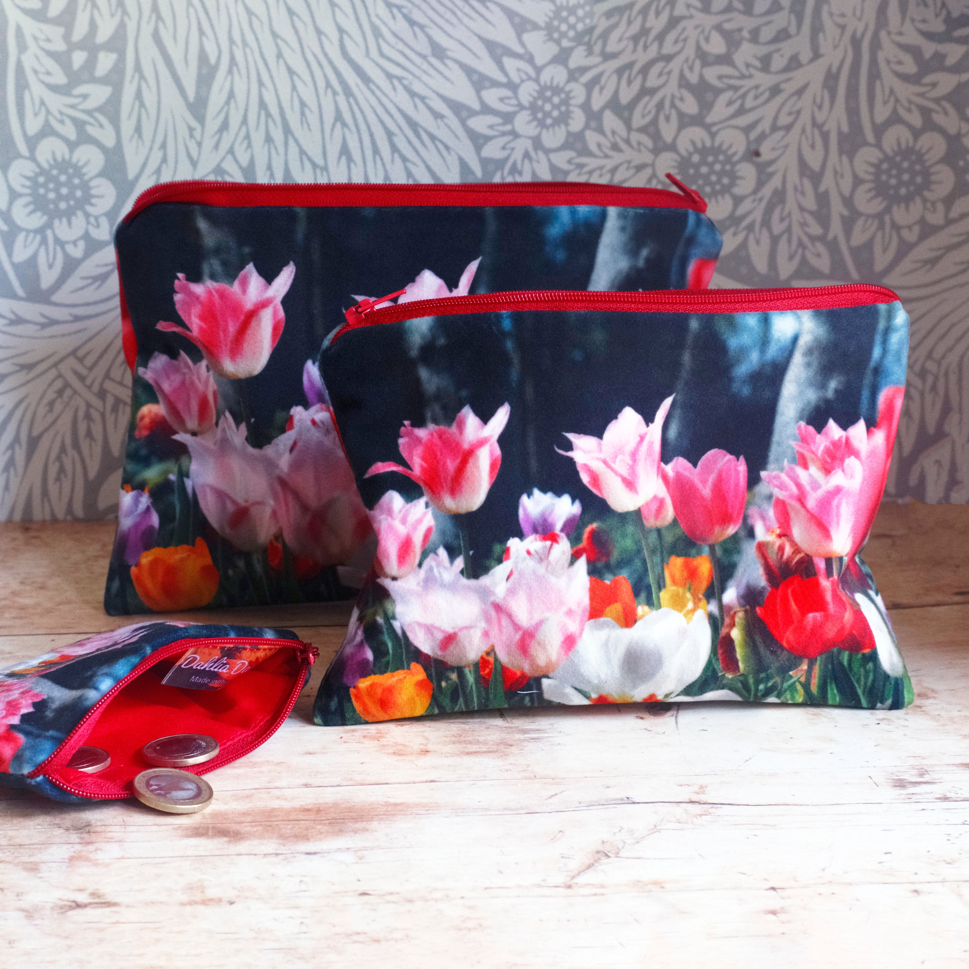 Tulip Velvet pouch