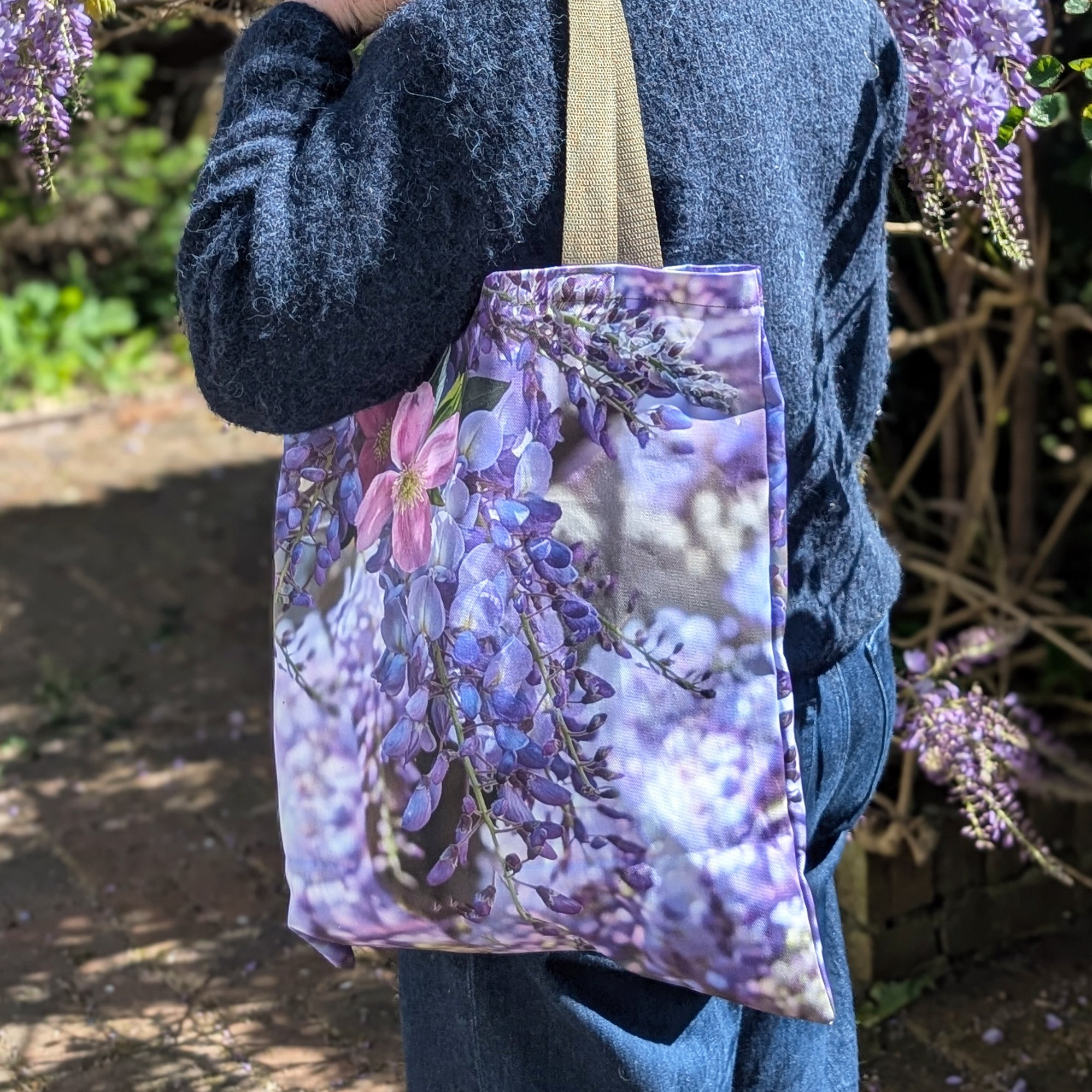 Wisteria tote bag