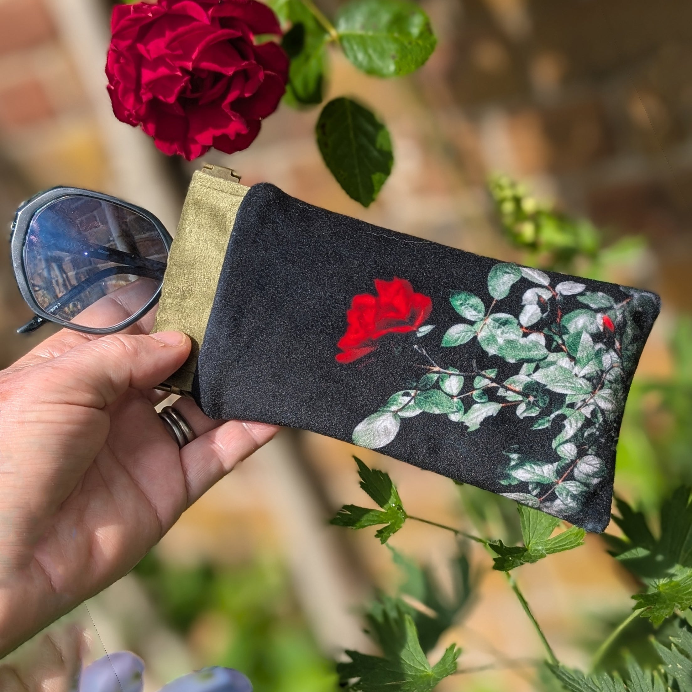 Red Rose Velvet Glasses Case