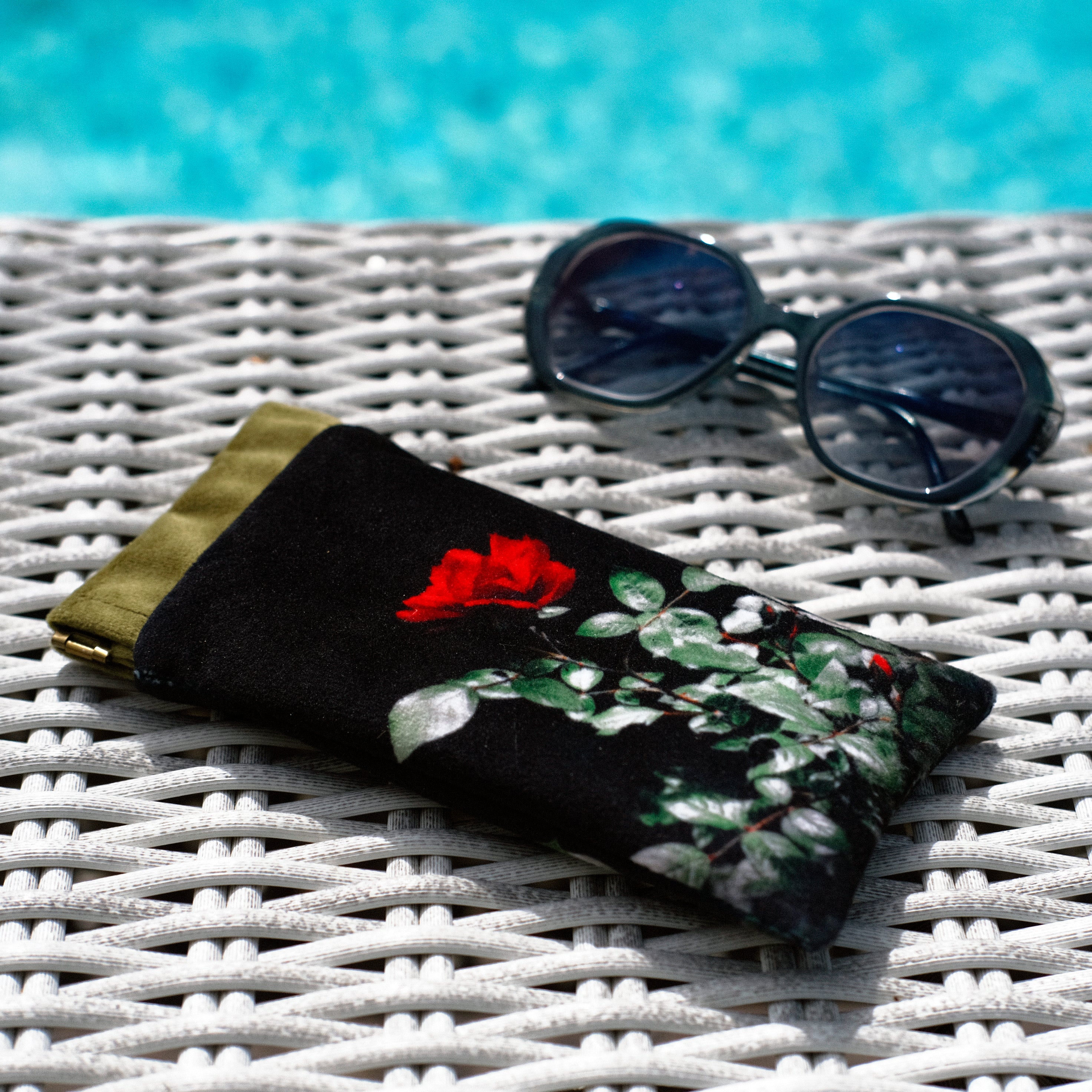 Red Rose Velvet Glasses Case